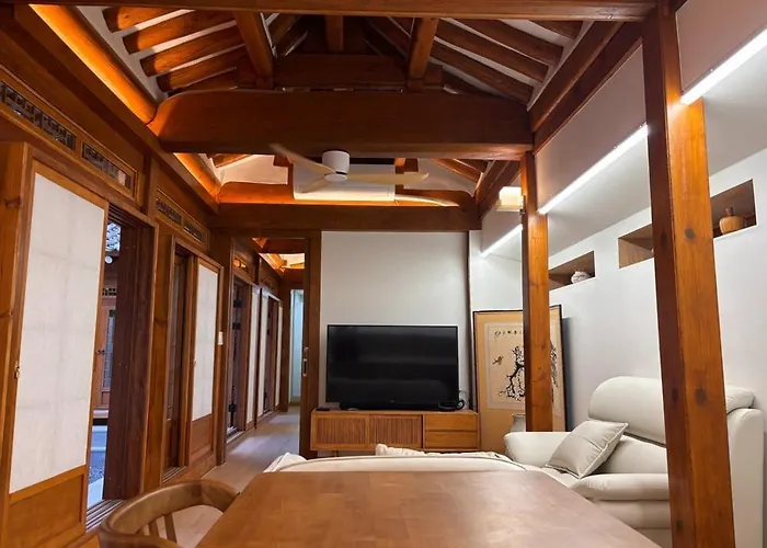 Gogeumdang Ferienhaus *